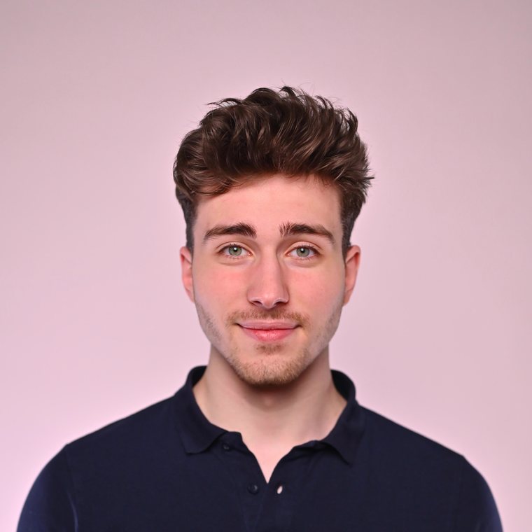 Ondřej Schlossar, Product & engineering